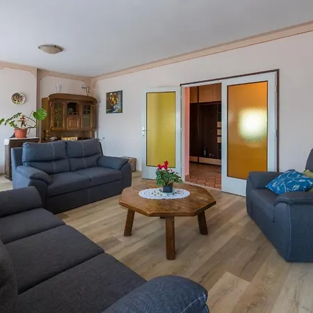 Apartment Cupko
